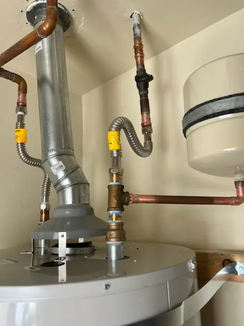 Water heater installation and plumbing repair in Lake Eola Heights